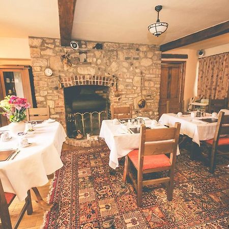 Weycroft Mill House Bed And Breakfast Axminster Eksteriør bilde