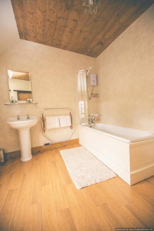 Weycroft Mill House Bed And Breakfast Axminster Rom bilde